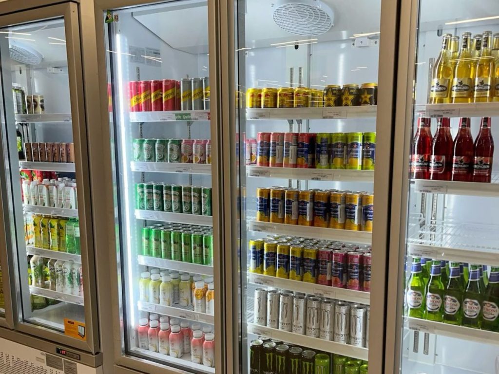 5 nguyên tắc trưng bày cho tủ trưng bay nước ngọt