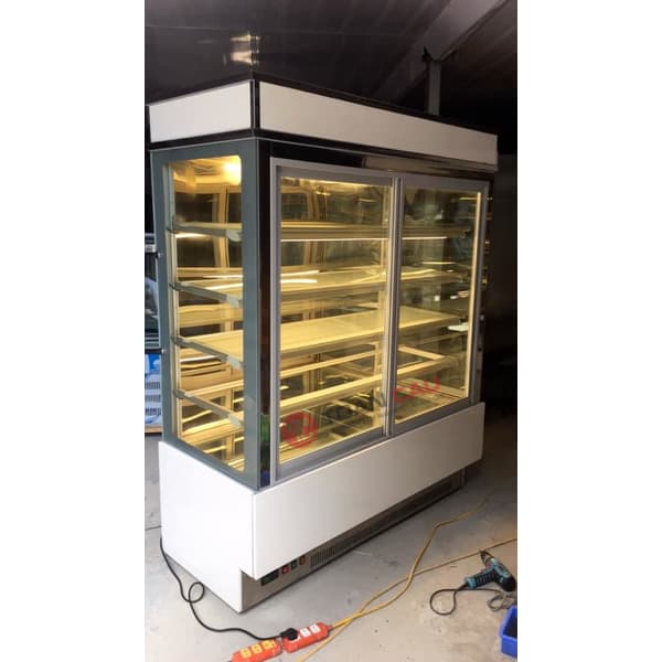 Tủ bánh kem cửa mở trước 1800mm 2 Tủ bánh kính mở cửa trước