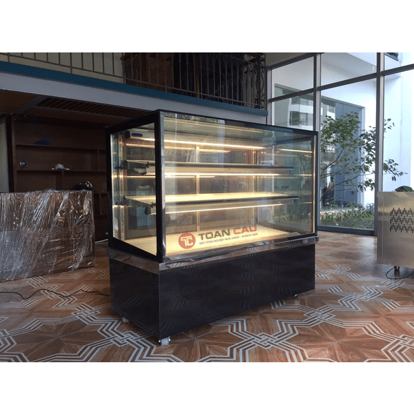 Tủ trưng bày bánh kem Berjaya RCS18SB13-2FB 2 lOGO 1 1