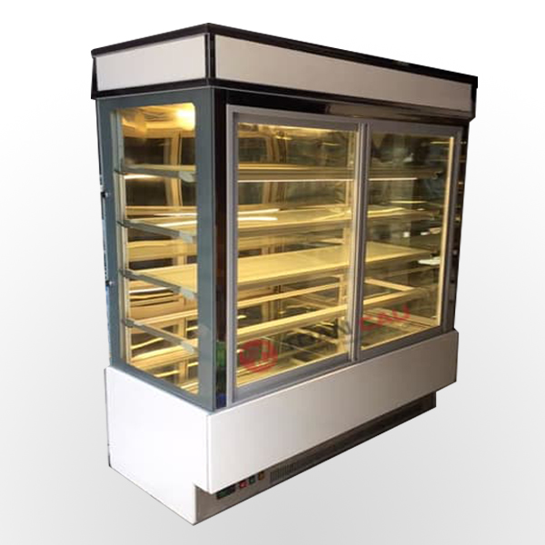 tu banh kem cua mo truoc 1