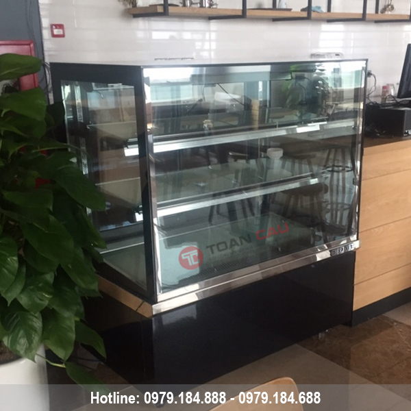 tu trung bay banh kem kinh vuong berjaya rcs12sb13 2fb gia re 1