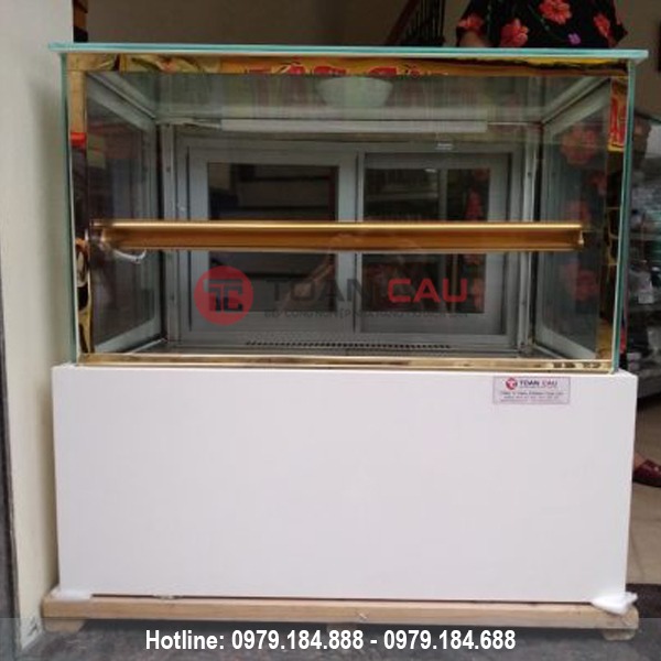 tu trung bay banh kem mini de ban kinh vuong gia re 1