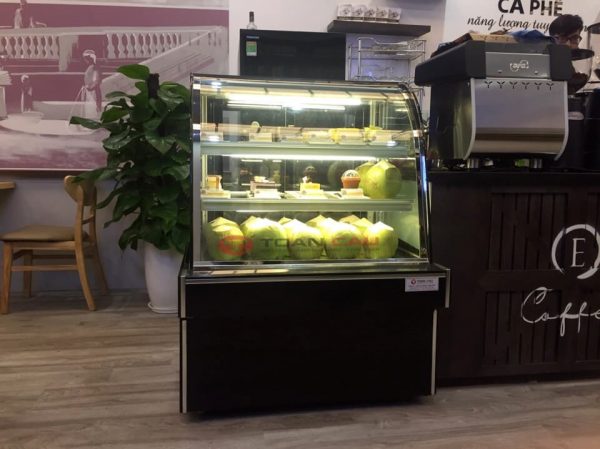 Tủ trưng bày bánh kem 3 tầng kính cong màu đen 90cm